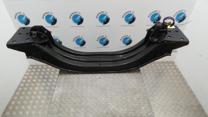 Gebruikte Subframe Renault Master Prijs € 121,00 Inclusief btw aangeboden door Rhenoy Onderdelen b.v.