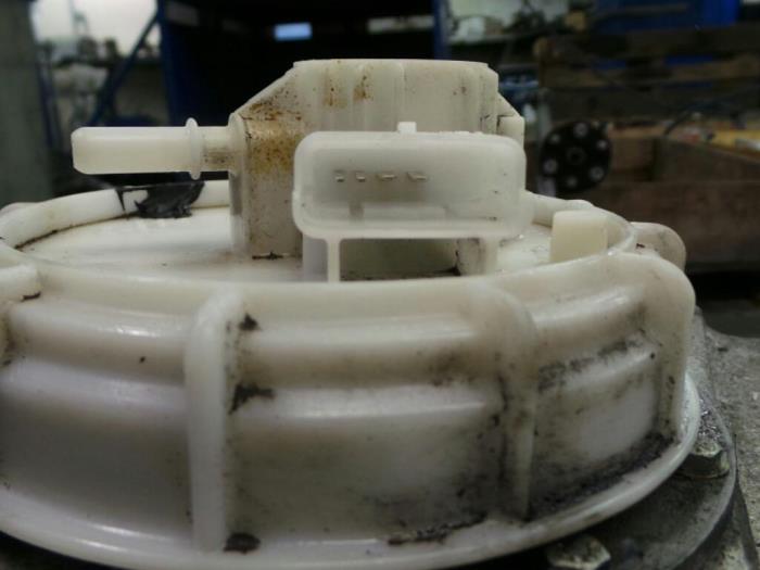 Gebruikte Tank element Pomp Ferrari 360 Modena Prijs € 242,00 Inclusief btw aangeboden door Rhenoy Onderdelen b.v.