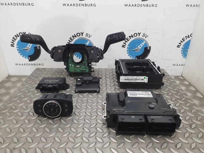 Gebruikte Diversen Ford Focus Prijs € 363,00 Inclusief btw aangeboden door Rhenoy Onderdelen b.v.