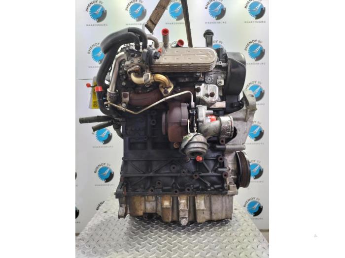 Motor van een Volkswagen Passat 2007