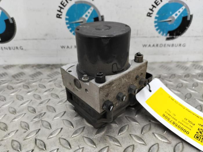 Gebruikte ABS Pomp Volkswagen Polo Prijs € 72,60 Inclusief btw aangeboden door Rhenoy Onderdelen b.v.