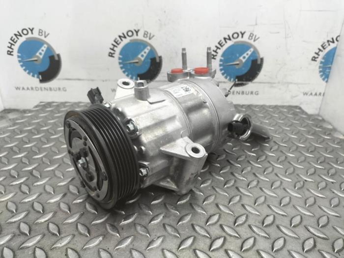 Gebruikte Aircopomp Ford Kuga Prijs € 151,25 Inclusief btw aangeboden door Rhenoy Onderdelen b.v.