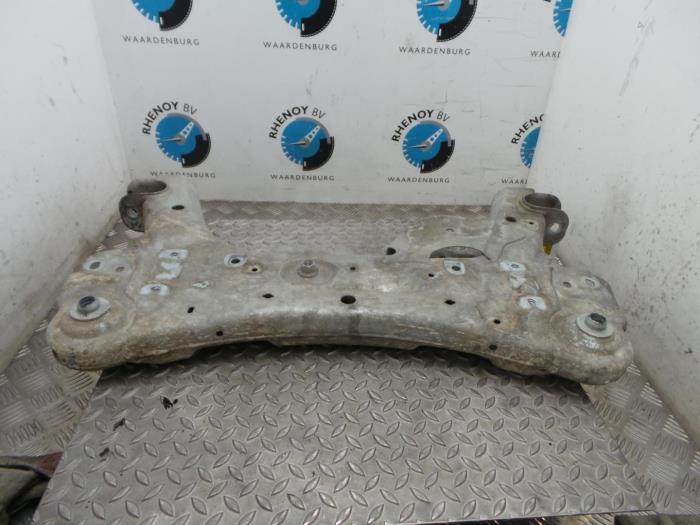 Subframe van een Mercedes Citan 2017