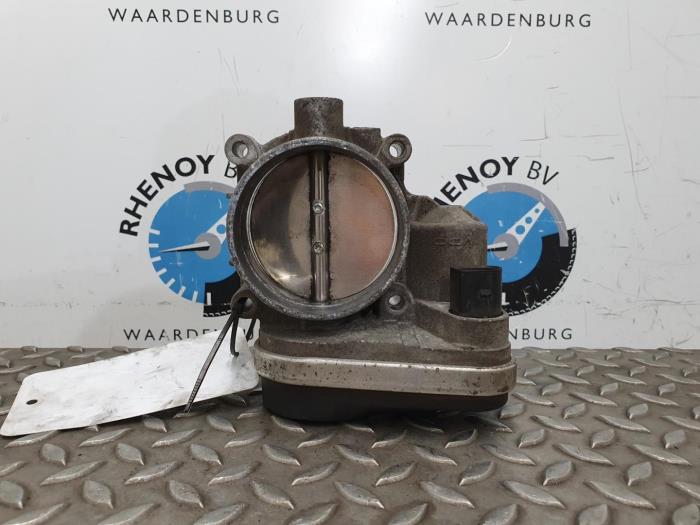 Gebruikte Gasklephuis BMW 3-Serie Prijs € 61,71 Inclusief btw aangeboden door Rhenoy Onderdelen b.v.