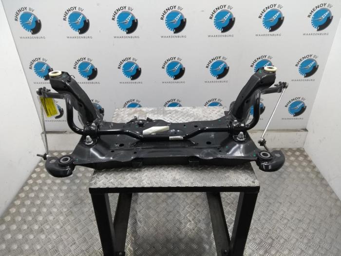 Gebruikte Subframe Ford Focus Prijs € 121,00 Inclusief btw aangeboden door Rhenoy Onderdelen b.v.