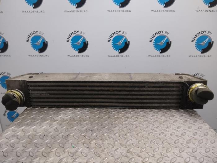 Gebruikte Intercooler BMW 5-Serie Prijs € 60,50 Inclusief btw aangeboden door Rhenoy Onderdelen b.v.
