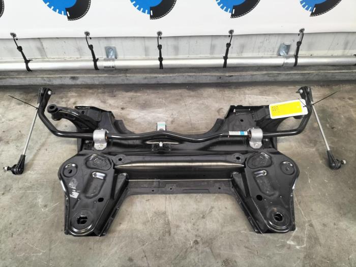 Gebruikte Subframe Peugeot 208 Prijs € 145,20 Inclusief btw aangeboden door Rhenoy Onderdelen b.v.