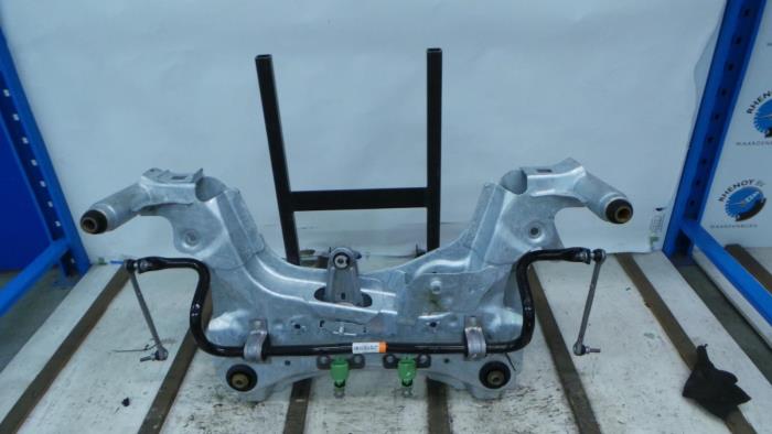 Gebruikte Subframe Renault Scenic Prijs € 205,70 Inclusief btw aangeboden door Rhenoy Onderdelen b.v.