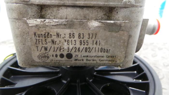 Gebruikte Servopomp Volvo V70/S70 Prijs € 77,44 Inclusief btw aangeboden door Rhenoy Onderdelen b.v.