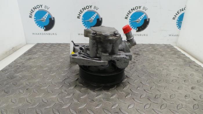 Gebruikte Servopomp BMW 5-Serie Prijs € 90,75 Inclusief btw aangeboden door Rhenoy Onderdelen b.v.