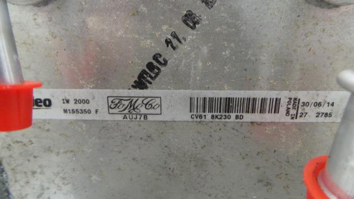 Gebruikte Intercooler Ford Focus Prijs € 96,80 Inclusief btw aangeboden door Rhenoy Onderdelen b.v.