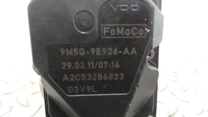 Gebruikte Gasklephuis Ford Mondeo Prijs € 96,80 Inclusief btw aangeboden door Rhenoy Onderdelen b.v.