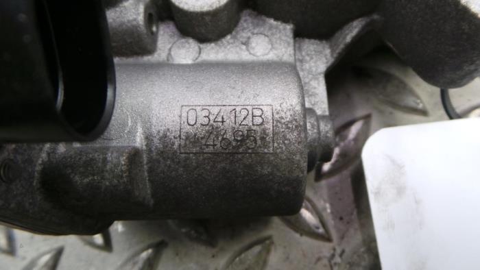 Gebruikte Gasklephuis Opel Corsa Prijs € 84,70 Inclusief btw aangeboden door Rhenoy Onderdelen b.v.