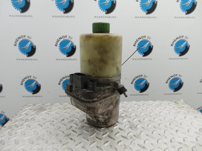 Gebruikte Pomp Servo Skoda Fabia Prijs € 60,50 Inclusief btw aangeboden door Rhenoy Onderdelen b.v.