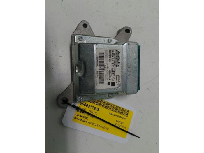 Gebruikte Computer Motormanagement Renault Trafic Prijs € 87,12 Inclusief btw aangeboden door Rhenoy Onderdelen b.v.