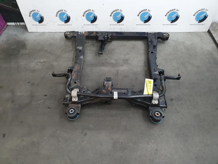 Gebruikte Subframe Chevrolet Cruze Prijs € 121,00 Inclusief btw aangeboden door Rhenoy Onderdelen b.v.