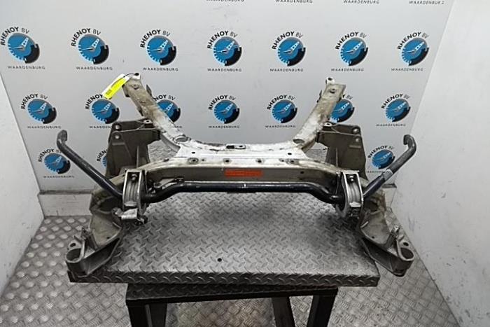 Gebruikte Subframe BMW 7-Serie Prijs € 248,05 Inclusief btw aangeboden door Rhenoy Onderdelen b.v.