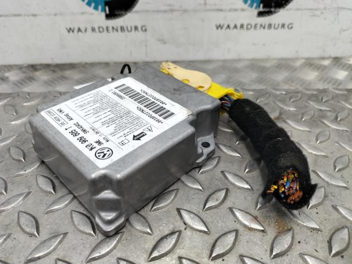 Gebruikte Computer Motormanagement Volkswagen Golf Prijs € 90,75 Inclusief btw aangeboden door Rhenoy Onderdelen b.v.