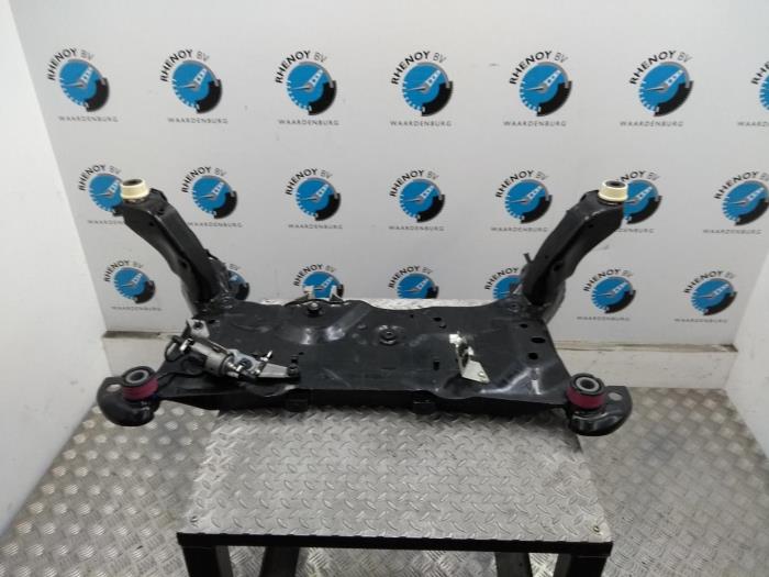 Gebruikte Subframe Ford Kuga Prijs € 181,50 Inclusief btw aangeboden door Rhenoy Onderdelen b.v.