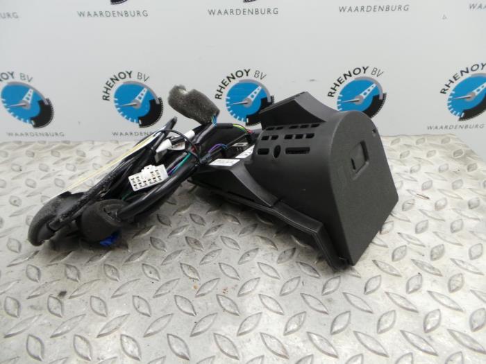 Gebruikte Diversen Peugeot 108 Prijs € 60,50 Inclusief btw aangeboden door Rhenoy Onderdelen b.v.