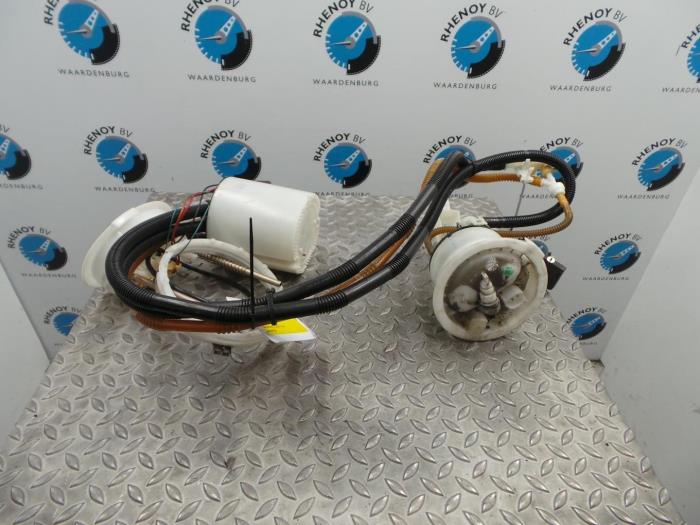 Gebruikte Tank element Pomp BMW 3-Serie Prijs € 121,00 Inclusief btw aangeboden door Rhenoy Onderdelen b.v.