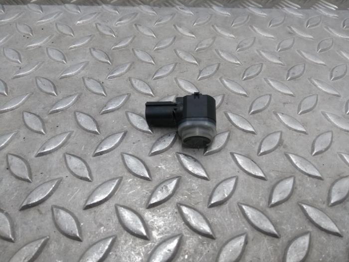 Gebruikte Diversen Ford Mondeo Prijs € 36,30 Inclusief btw aangeboden door Rhenoy Onderdelen b.v.