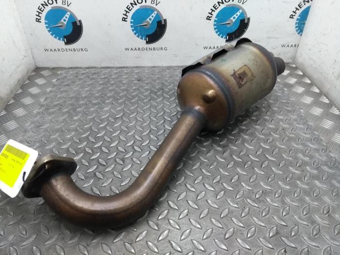 Gebruikte Katalysator Ford Fiesta Prijs € 242,00 Inclusief btw aangeboden door Rhenoy Onderdelen b.v.