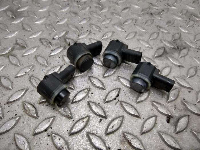 Gebruikte Diversen Volvo V40 Prijs € 30,25 Inclusief btw aangeboden door Rhenoy Onderdelen b.v.