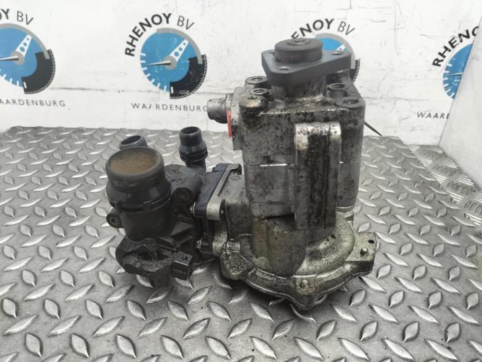 Gebruikte Servopomp BMW 3-Serie Prijs € 60,50 Inclusief btw aangeboden door Rhenoy Onderdelen b.v.