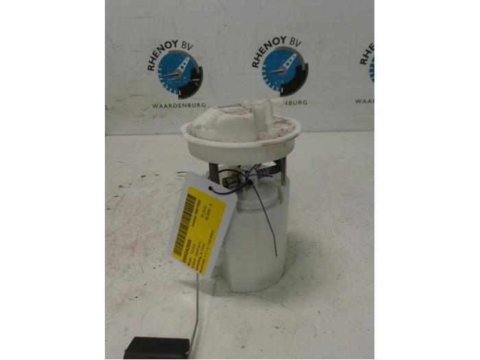 Gebruikte Tank element Pomp Ford Focus Prijs € 84,70 Inclusief btw aangeboden door Rhenoy Onderdelen b.v.