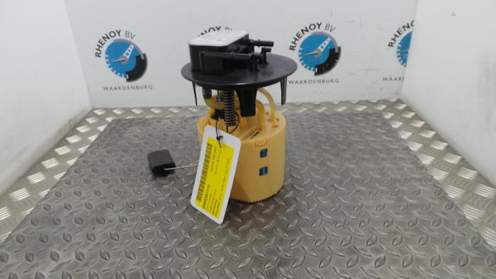 Gebruikte Tank element Pomp Citroen C4 Prijs € 96,80 Inclusief btw aangeboden door Rhenoy Onderdelen b.v.