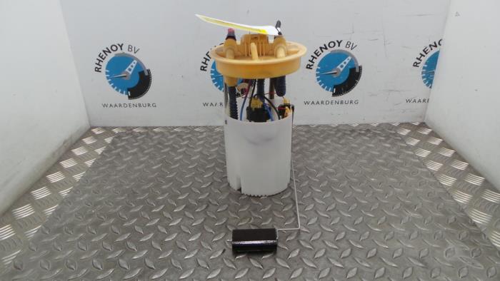 Gebruikte Tank element Pomp Ford C-Max Prijs € 242,00 Inclusief btw aangeboden door Rhenoy Onderdelen b.v.
