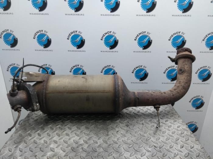 Gebruikte Roetfilter Opel Vivaro Prijs € 302,50 Inclusief btw aangeboden door Rhenoy Onderdelen b.v.