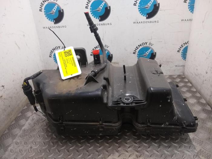 Gebruikte Adblue pomp Ford Focus Prijs € 181,50 Inclusief btw aangeboden door Rhenoy Onderdelen b.v.
