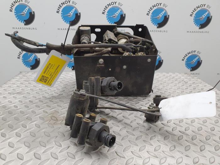 Gebruikte Compressor Iveco New Daily Prijs € 181,50 Inclusief btw aangeboden door Rhenoy Onderdelen b.v.