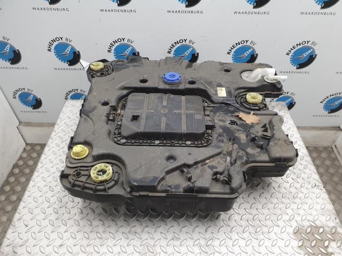 Gebruikte Pomp adblue Peugeot 2008 Prijs € 484,00 Inclusief btw aangeboden door Rhenoy Onderdelen b.v.