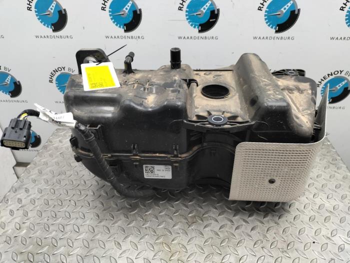 Gebruikte Adblue pomp Ford Kuga Prijs € 302,50 Inclusief btw aangeboden door Rhenoy Onderdelen b.v.