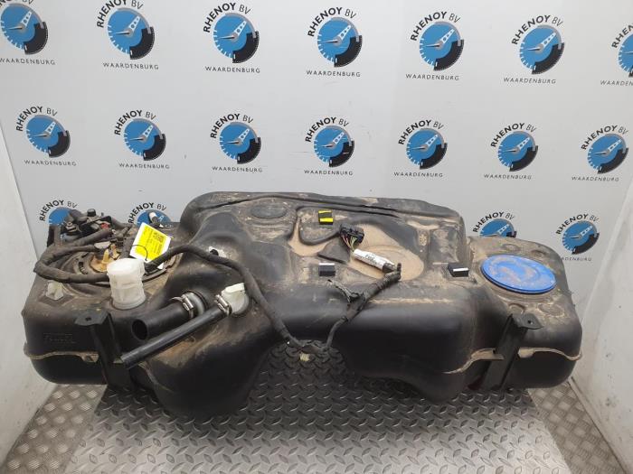 Gebruikte Tank element Pomp Ford Kuga Prijs € 484,00 Inclusief btw aangeboden door Rhenoy Onderdelen b.v.