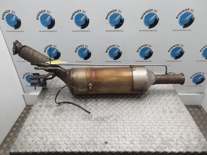 Gebruikte Roetfilter Peugeot 3008 Prijs € 423,50 Inclusief btw aangeboden door Rhenoy Onderdelen b.v.