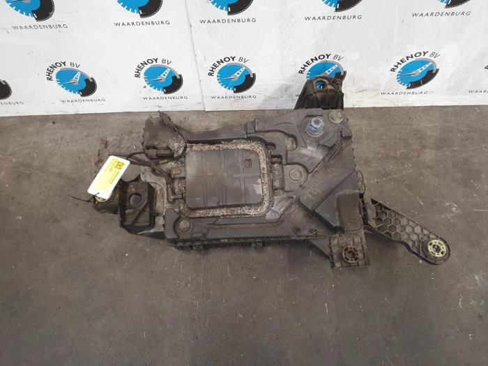 Gebruikte Pomp adblue Peugeot 308 Prijs € 363,00 Inclusief btw aangeboden door Rhenoy Onderdelen b.v.