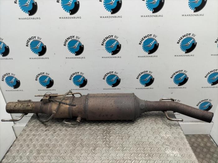 Gebruikte Roetfilter Opel Zafira Prijs € 242,00 Inclusief btw aangeboden door Rhenoy Onderdelen b.v.