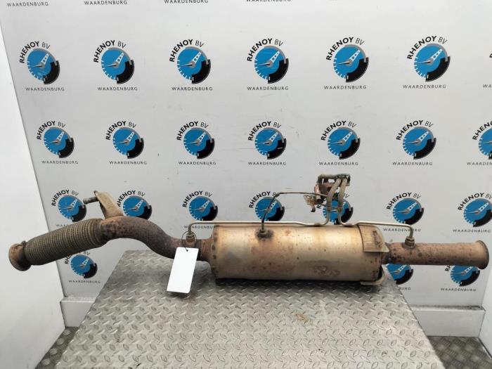 Gebruikte Roetfilter Peugeot Expert Prijs € 484,00 Inclusief btw aangeboden door Rhenoy Onderdelen b.v.