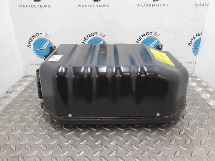 Gebruikte Compressor Landrover Discovery Prijs € 726,00 Inclusief btw aangeboden door Rhenoy Onderdelen b.v.