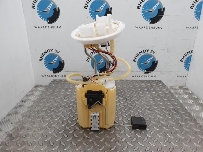 Gebruikte Tank element Pomp Landrover Discovery Prijs € 181,50 Inclusief btw aangeboden door Rhenoy Onderdelen b.v.