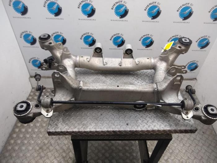 Gebruikte Subframe BMW 6-Serie Prijs € 242,00 Inclusief btw aangeboden door Rhenoy Onderdelen b.v.