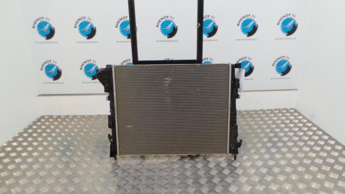 Gebruikte Radiateur Renault Trafic Prijs € 121,00 Inclusief btw aangeboden door Rhenoy Onderdelen b.v.
