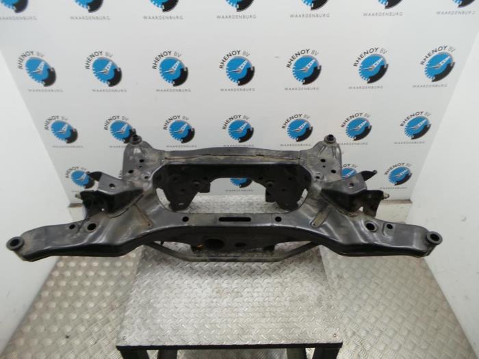 Gebruikte Subframe Nissan X-Trail Prijs € 302,50 Inclusief btw aangeboden door Rhenoy Onderdelen b.v.