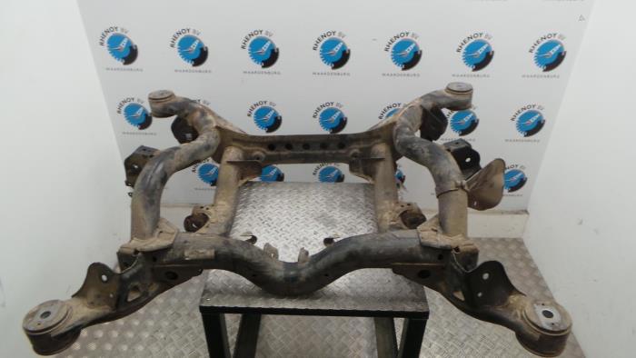 Gebruikte Subframe Porsche Cayenne Prijs € 302,50 Inclusief btw aangeboden door Rhenoy Onderdelen b.v.
