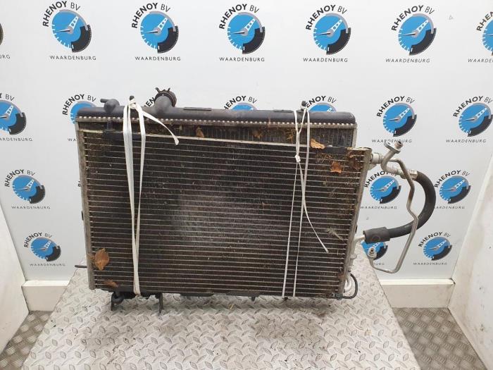 Gebruikte Radiateur Peugeot 206 PLUS Prijs € 121,00 Inclusief btw aangeboden door Rhenoy Onderdelen b.v.