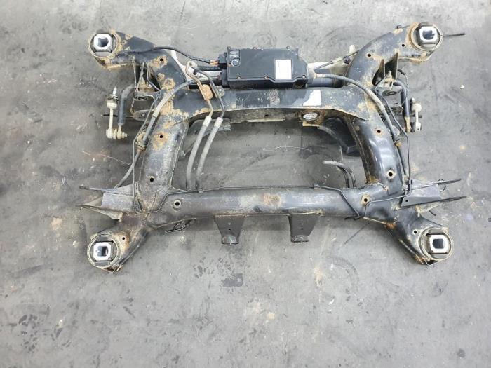 Gebruikte Subframe BMW X5 Prijs € 151,25 Inclusief btw aangeboden door Rhenoy Onderdelen b.v.
